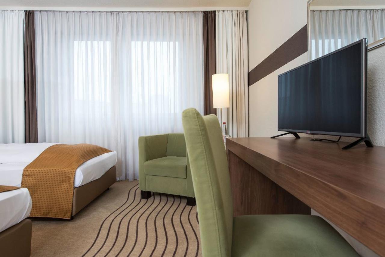 Holiday Inn Berlin City-East Landsberger Allee, An Ihg Hotel Exteriér fotografie